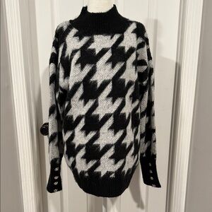 Karen Millen Black and White Houndstooth Turtleneck Sweater